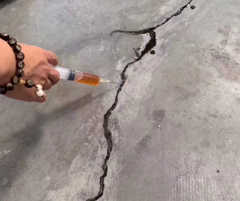 苍南混凝土裂缝修补技术详解​